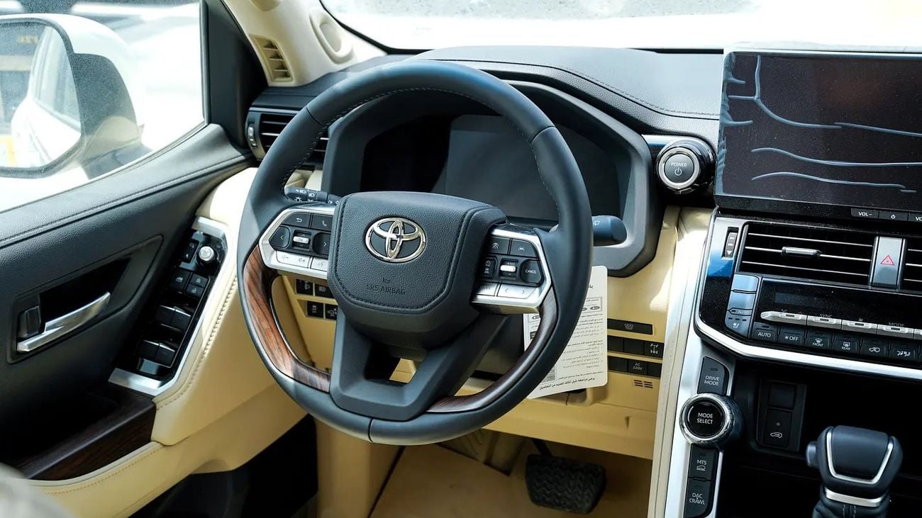 Toyota Land Cruiser GXR 3.5L HYBRID GCC Specs