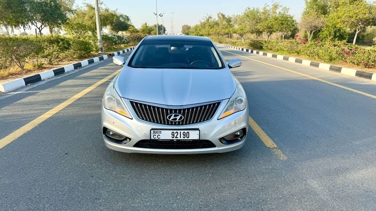 Hyundai Grandeur STD (NON GCC)