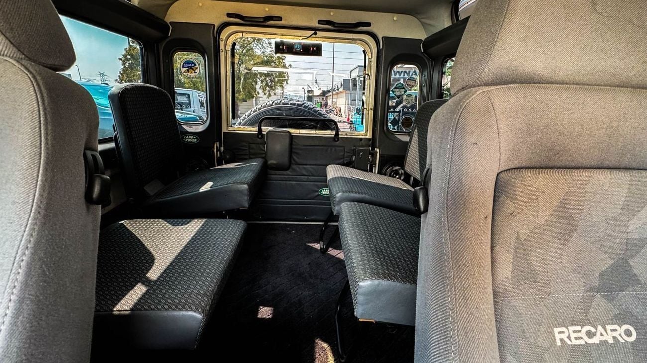 Land Rover Defender Defender 50th Year Edition Japanese Specs 4.0L V8 1997 Good Condition 1 of 500