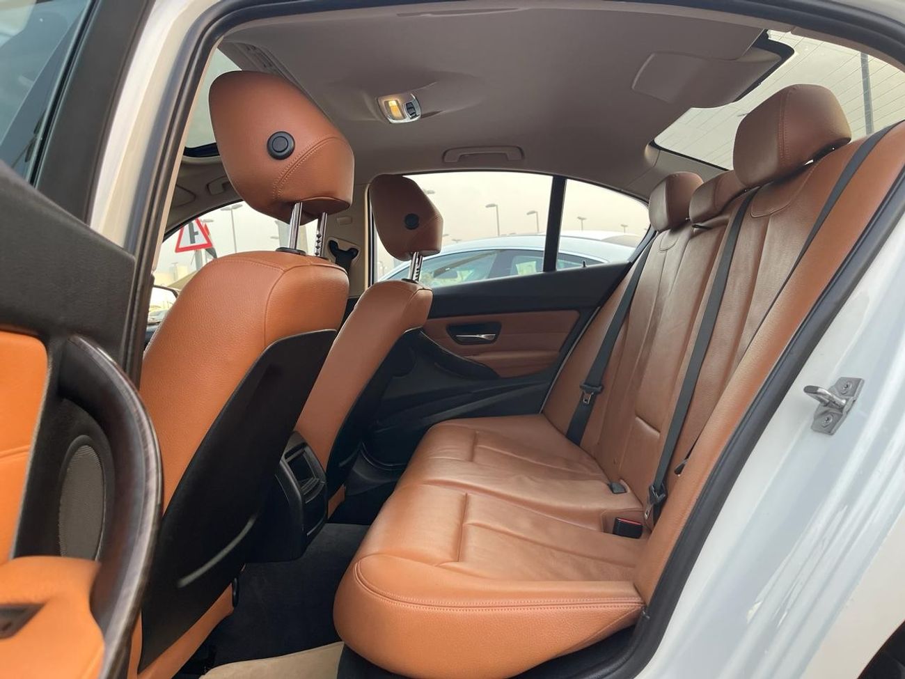 BMW 328i Exclusive BMW 328i _GCC_2015_Excellent Condition _Full option