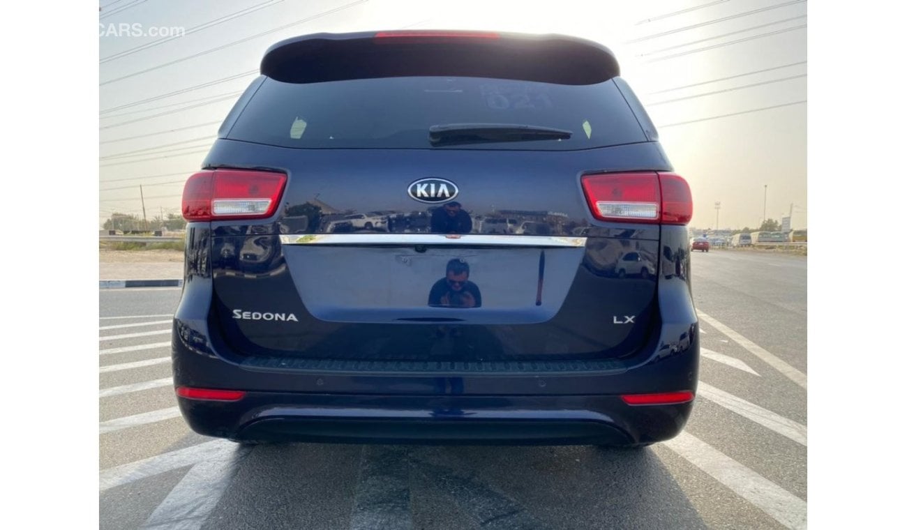 كيا سيدونا 2018 KIA SEDONA LX / FULL OPTION