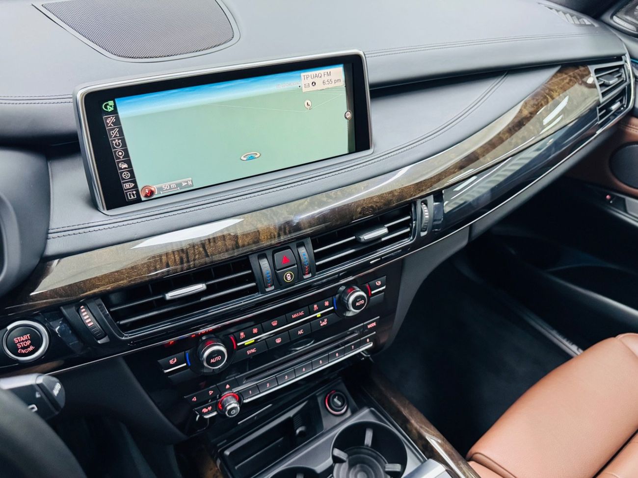 BMW X5 50i Luxury 4.4L (5 Seater)