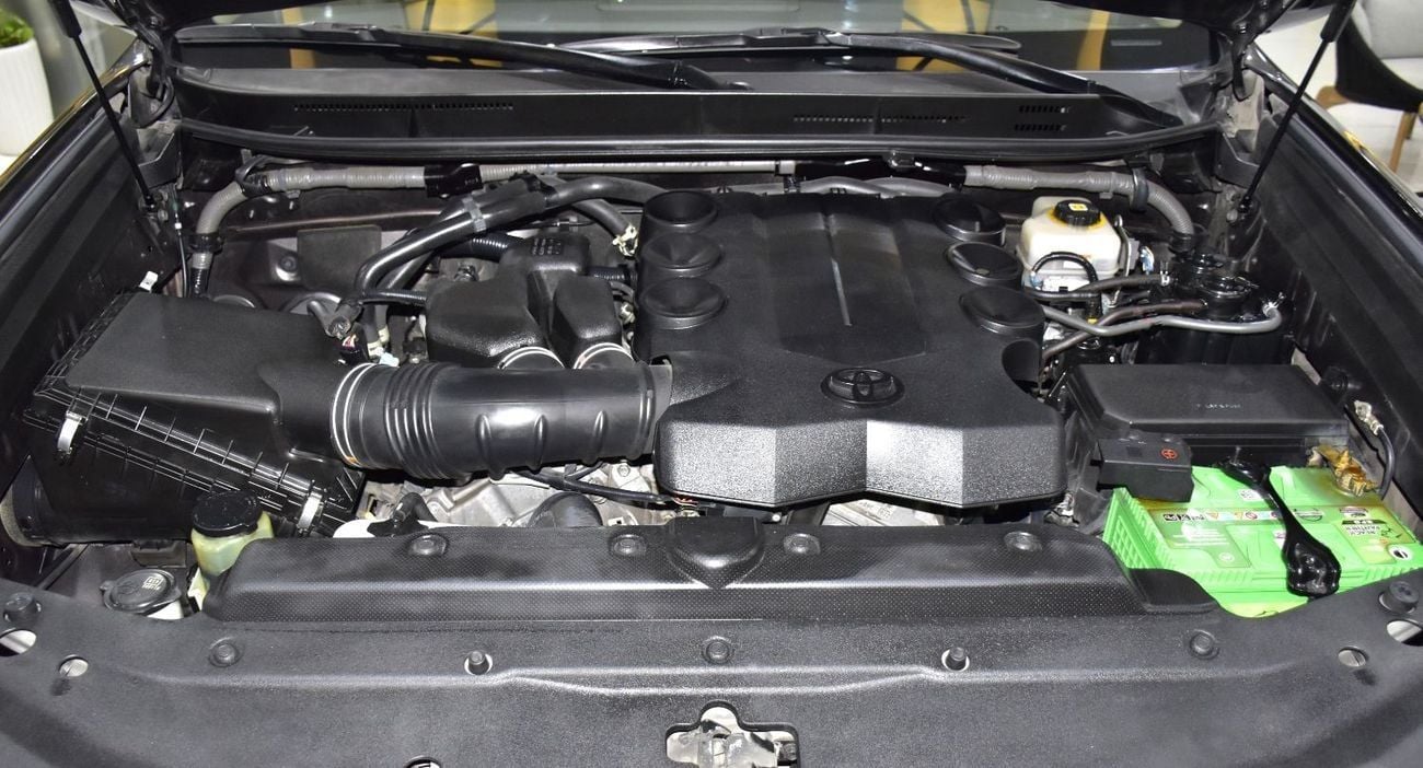 تويوتا برادو EXCELLENT DEAL for our Toyota Prado VXR ( 2022 Model ) in Grey Color GCC Specs