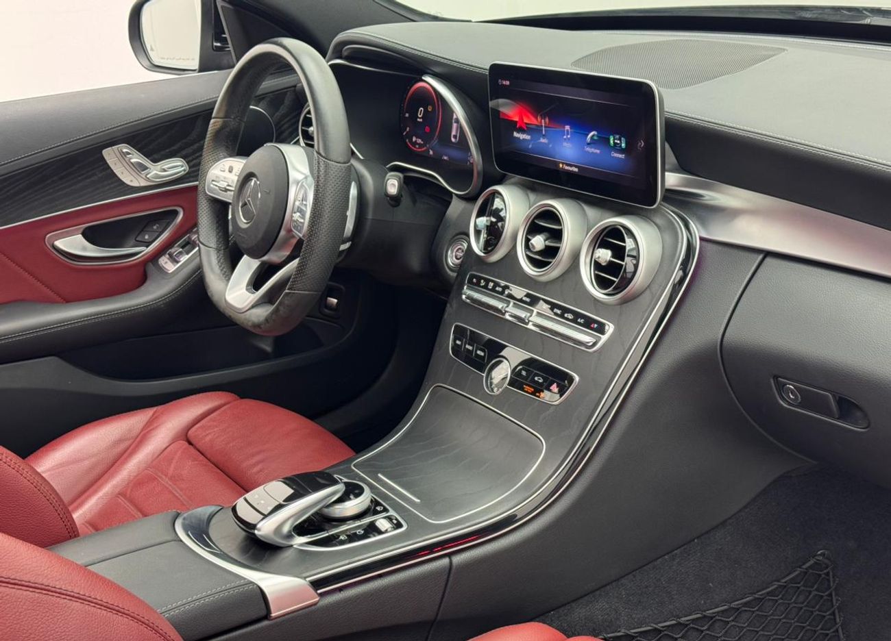 مرسيدس بنز C 200 2020 Mercedes-Benz C200 AMG, Service History, 1 Year Warranty, Excellent Condition, GCC