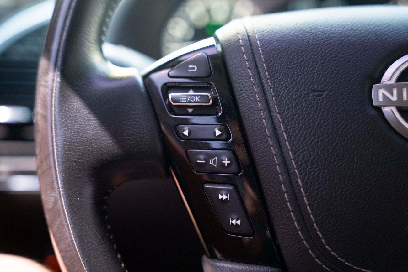 Nissan Patrol SE Platinum 2022 Full Service History GCC V6