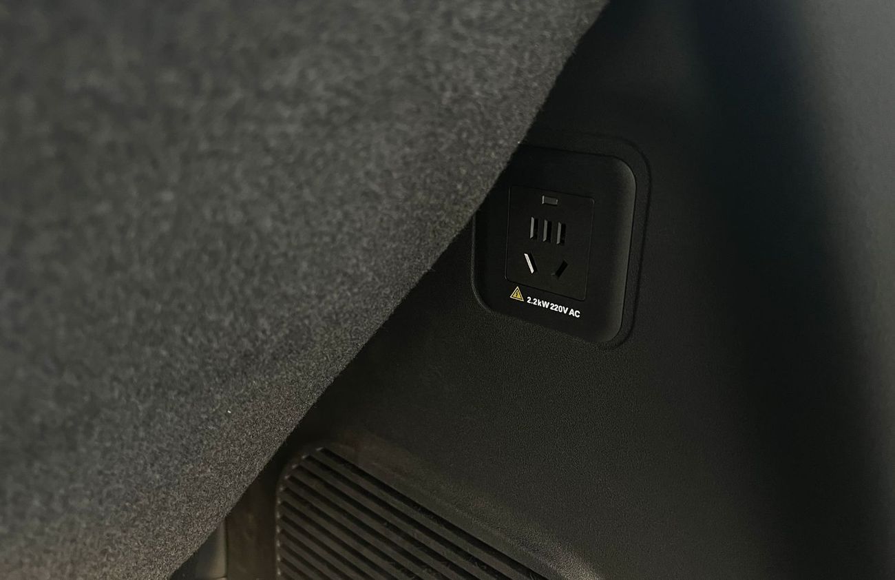 BYD Xia 2025 plug-in hybrid electric vehicle (For Export only)