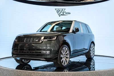 Land Rover Range Rover AUTOBIOGRAPHY P530 | Belgravia Green | Black Roof | White Interior | Shadow Exterior Package | GCC Specs