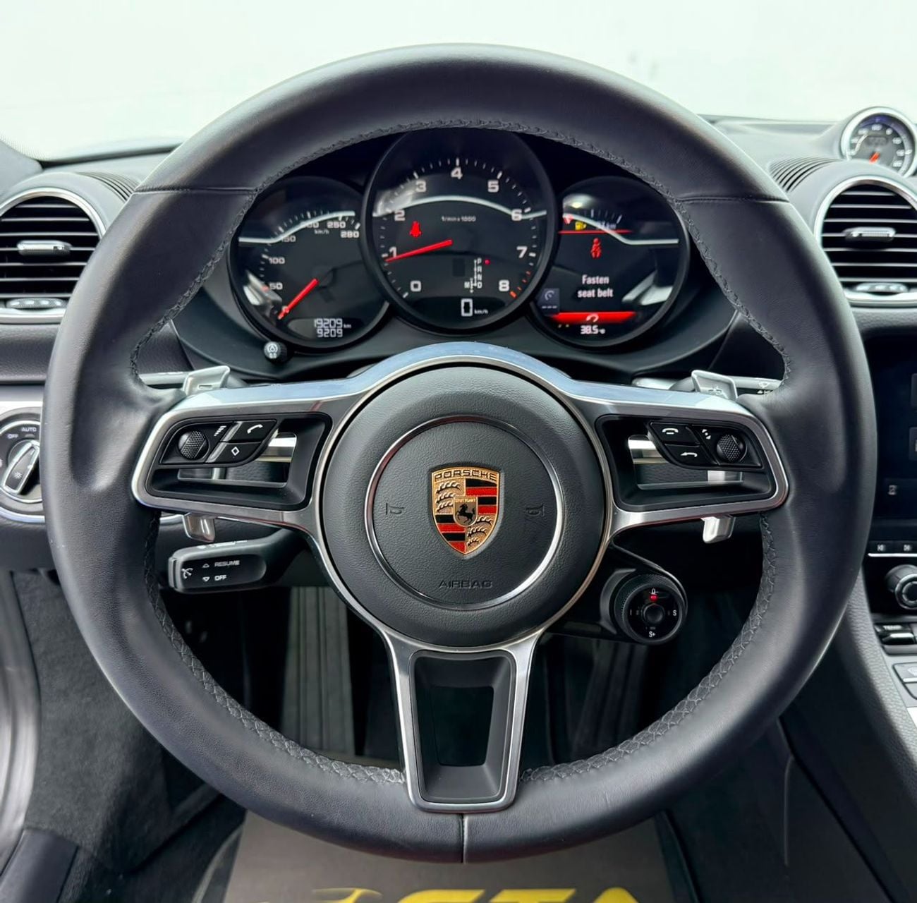 بورش كايمان 718 STD 2025 Porsche 718 Cayman, 2029 Porsche Warranty, Full Porsche Service History, Low Km, GCC