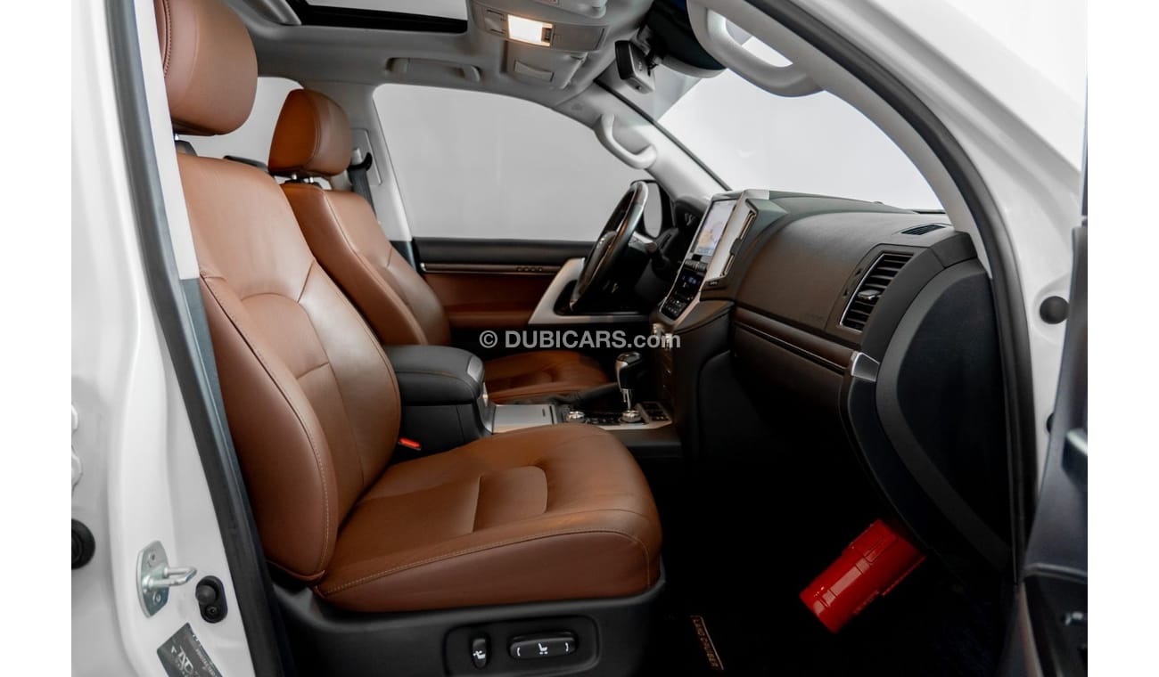 تويوتا لاند كروزر 2018 Toyota Landcruiser VXR 5.7 / Full-Service History