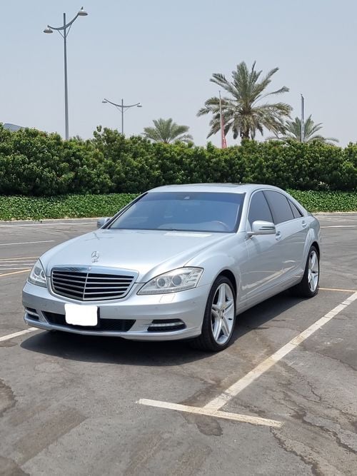 مرسيدس بنز S 550