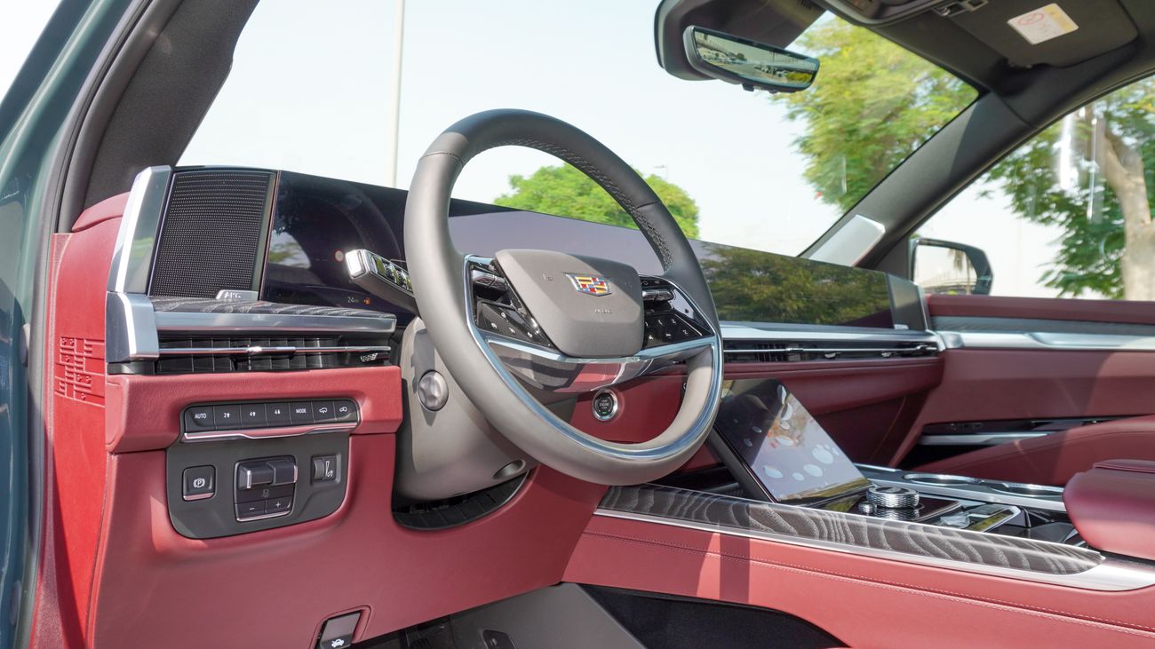 Cadillac Escalade 600