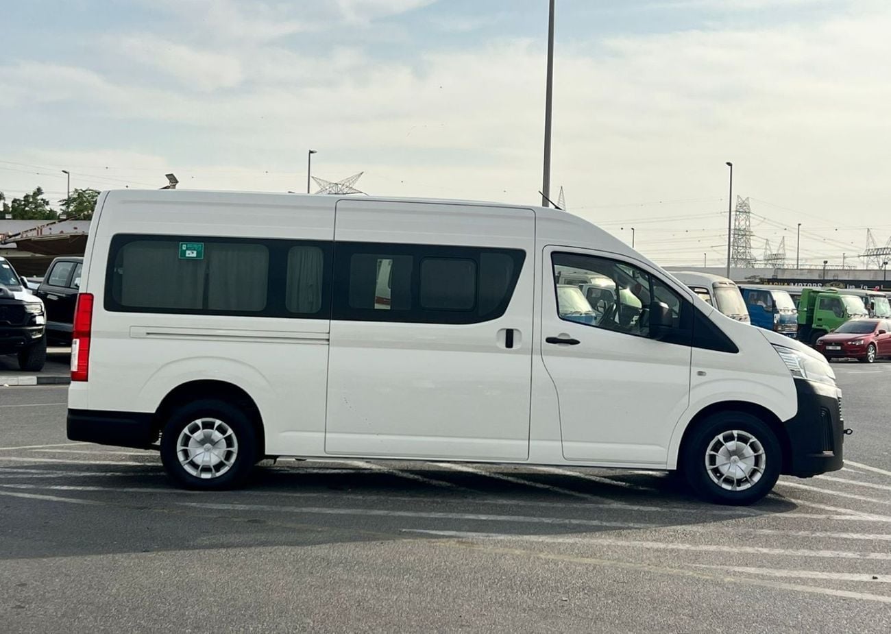 تويوتا هاياس GL 2023 Toyota Hiace 3.5L V6 - GCC - Passenger Full Automatic - Patrol - 13 Seater - No Accident - 8