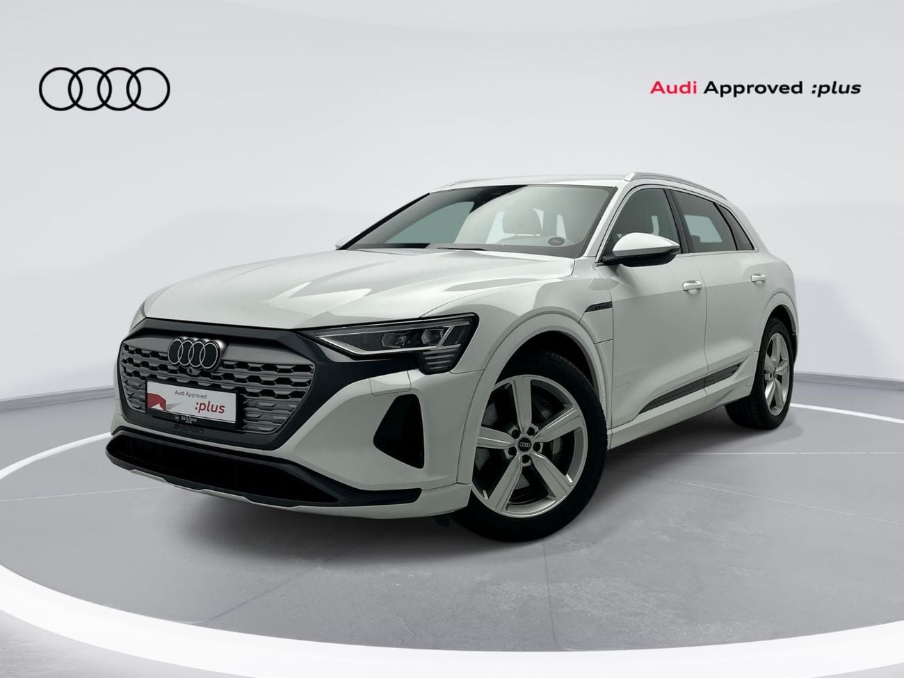 أودي Q8 إي ترون 55 quattro Advanced Q8 Advanced 55 e-tron quat 408hp (Ref# 28451)