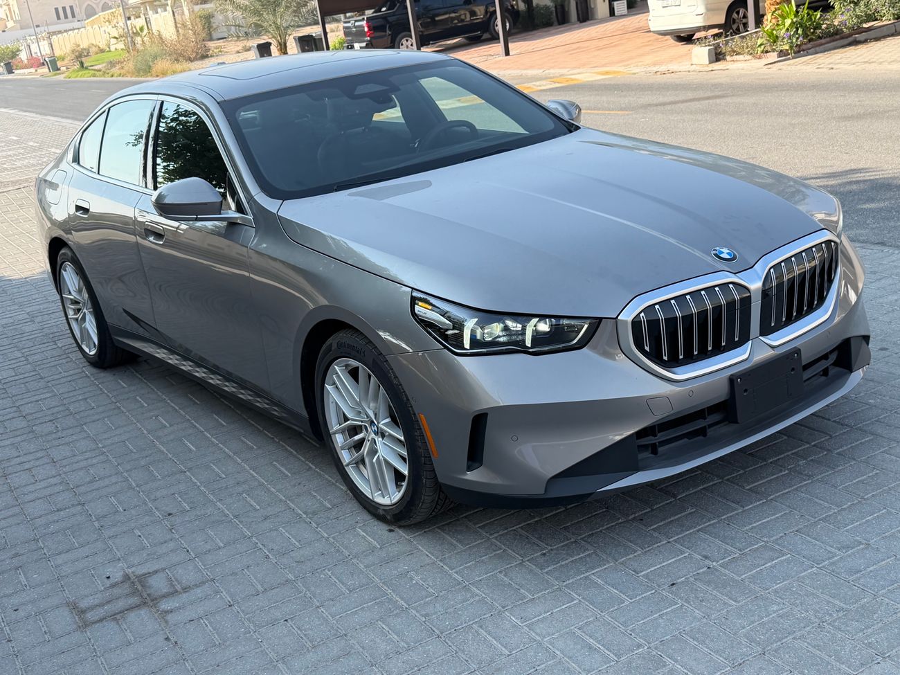 بي أم دبليو 530i Xdrive 530i