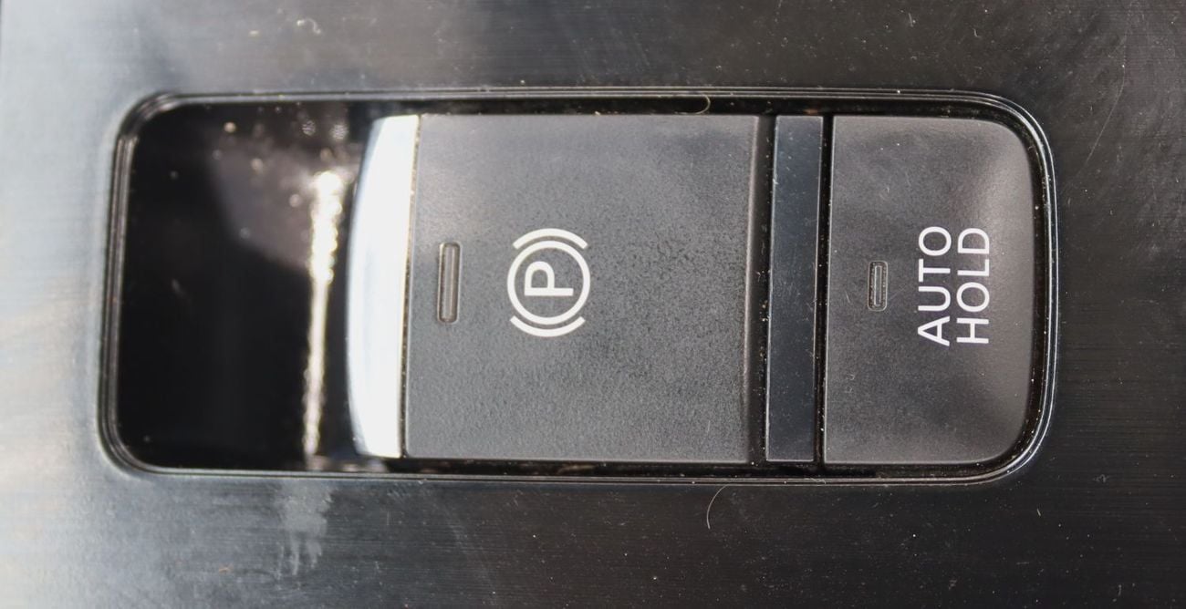 نيسان إكس تريل نيسان إكستريل - 2023 -خليجى - فل أوبشن - 4WD - بدون حوادث -محرك 2.5-عدد7مقاعد - بحاله ممتازه