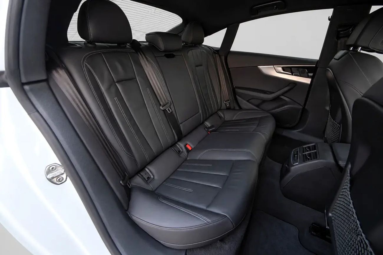 أودي A5 S-Line - American Specs 20,000 km perfect condition