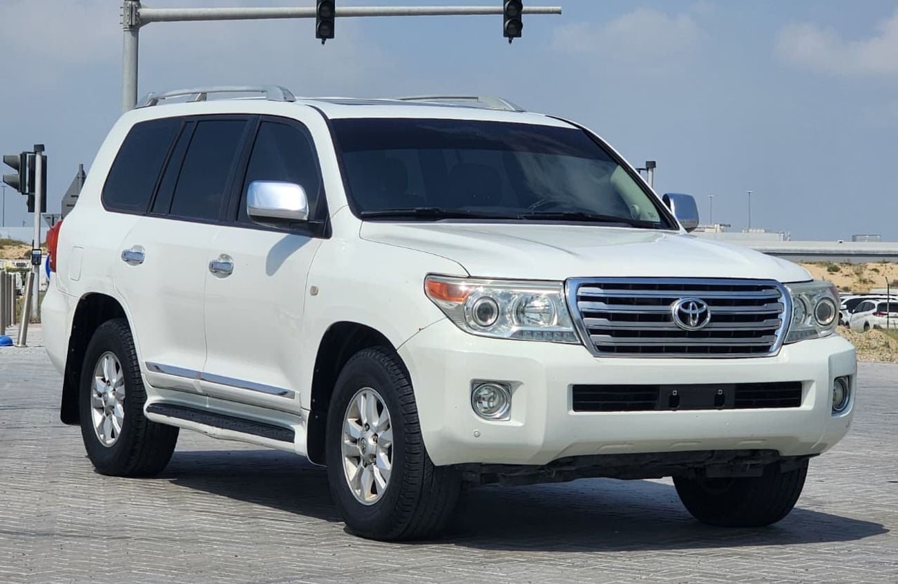 Toyota Land Cruiser VXR V8