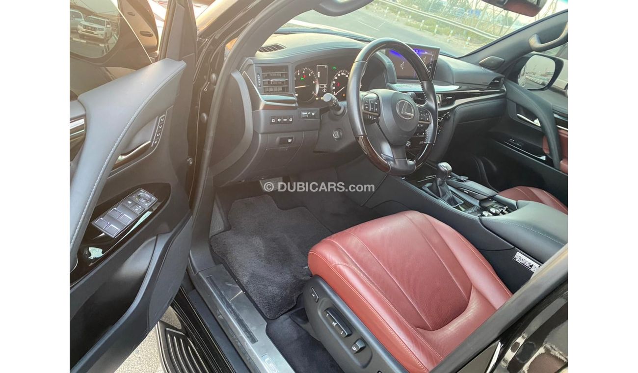 Lexus LX 570 2016 LEXUS LX 570 SPORRT PLUS / FULL OPTION / BEAUTIFULLY MAINTAINED VEHICLE