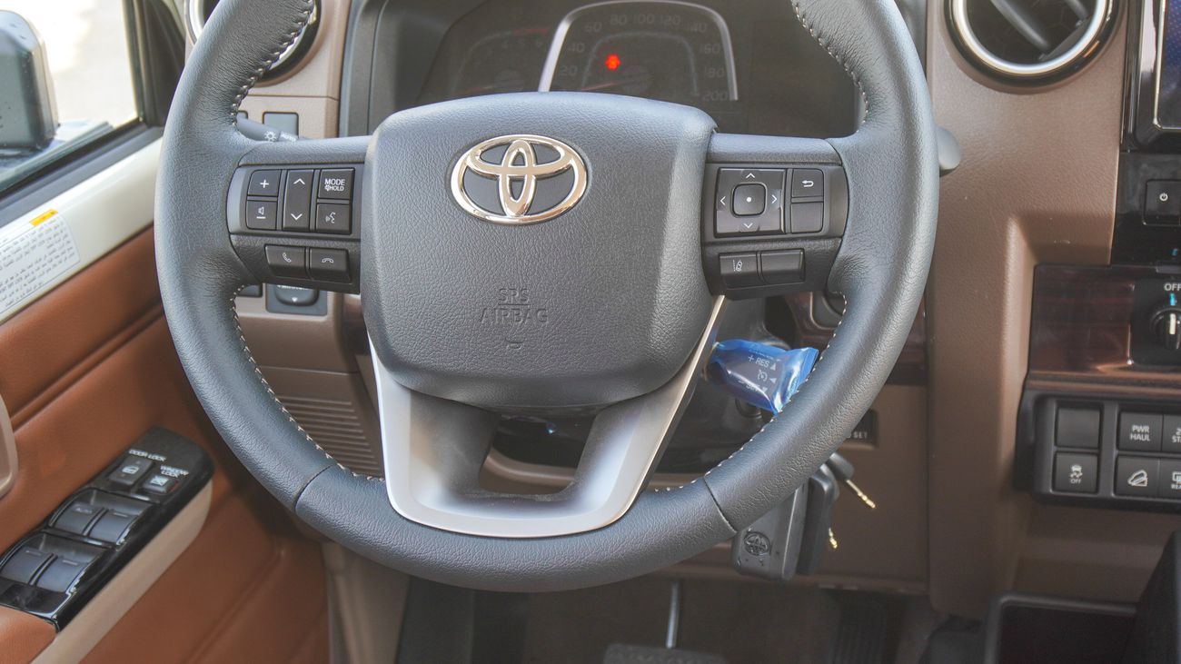 Toyota Land Cruiser 70 2.8L DIESEL Oman Specs
