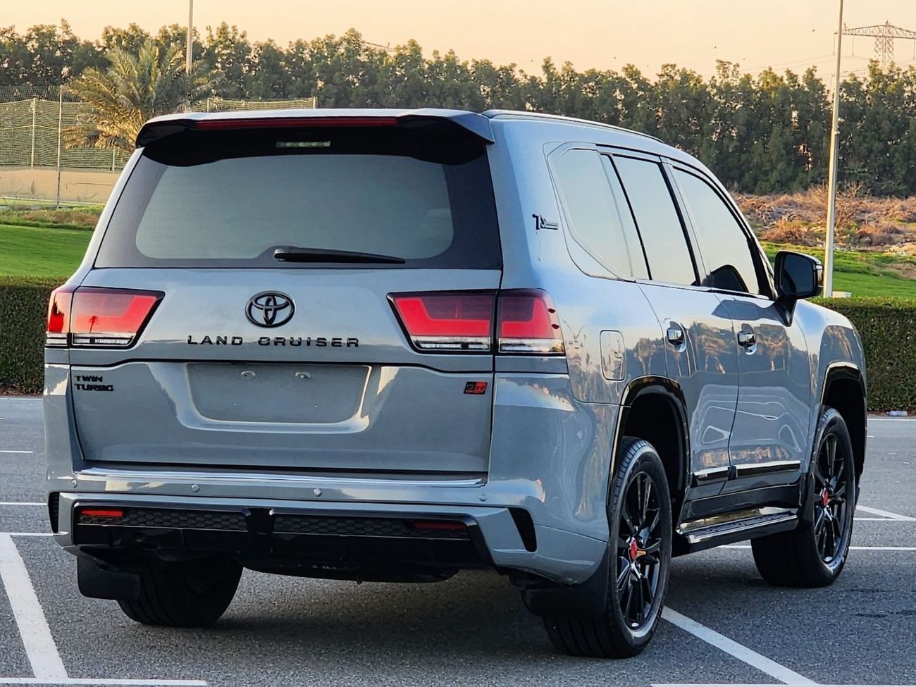 Toyota Land Cruiser VX.R upgrade GR 2023