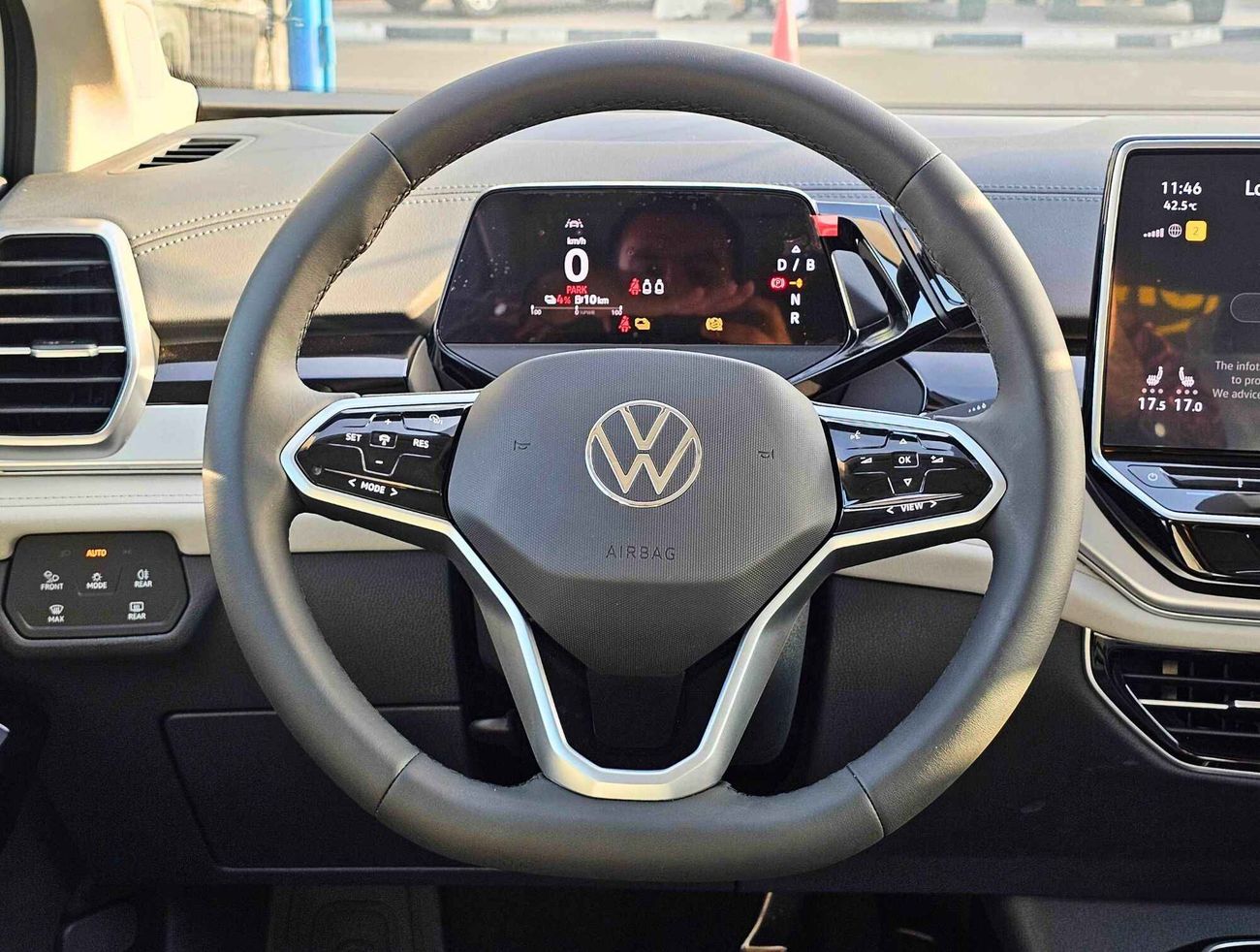 Volkswagen ID.6 CROZZ PRO / 360* CAMERA / FULL OPTION ELECTRIC / CODE # 69091