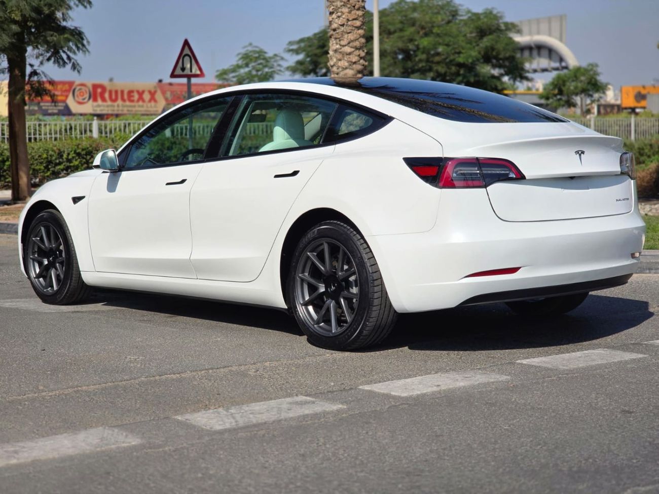 Tesla Model 3 Long Range (AWD) DUAL MOTOR 2023 GCC WITH 8 YEARS TESLA WARRANTY