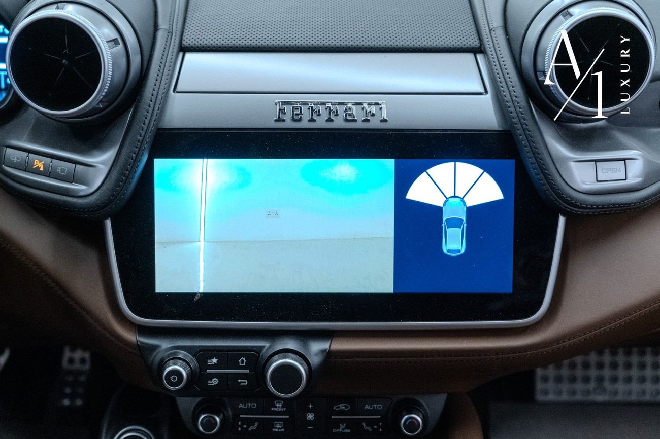 فيراري جي تي سي 4  لوسو 2017 Ferrari GTC4Lusso T Hatchback, Full Service History, GCC Spec