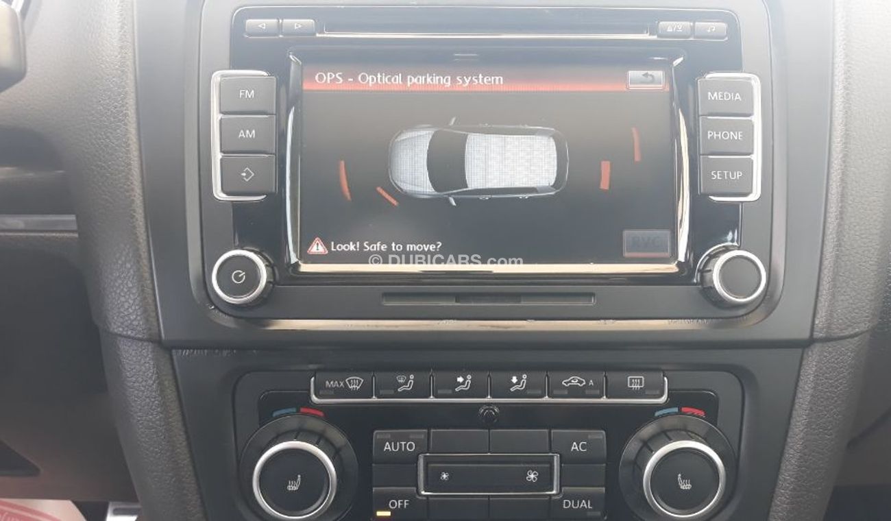 Volkswagen Golf GTI 2011 Gulf Specs Full options clean car