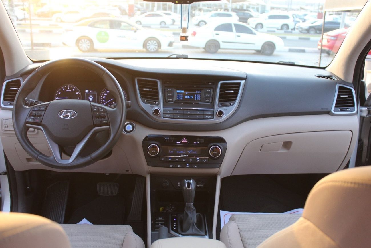 هيونداي توسون SE 2.0L AWD