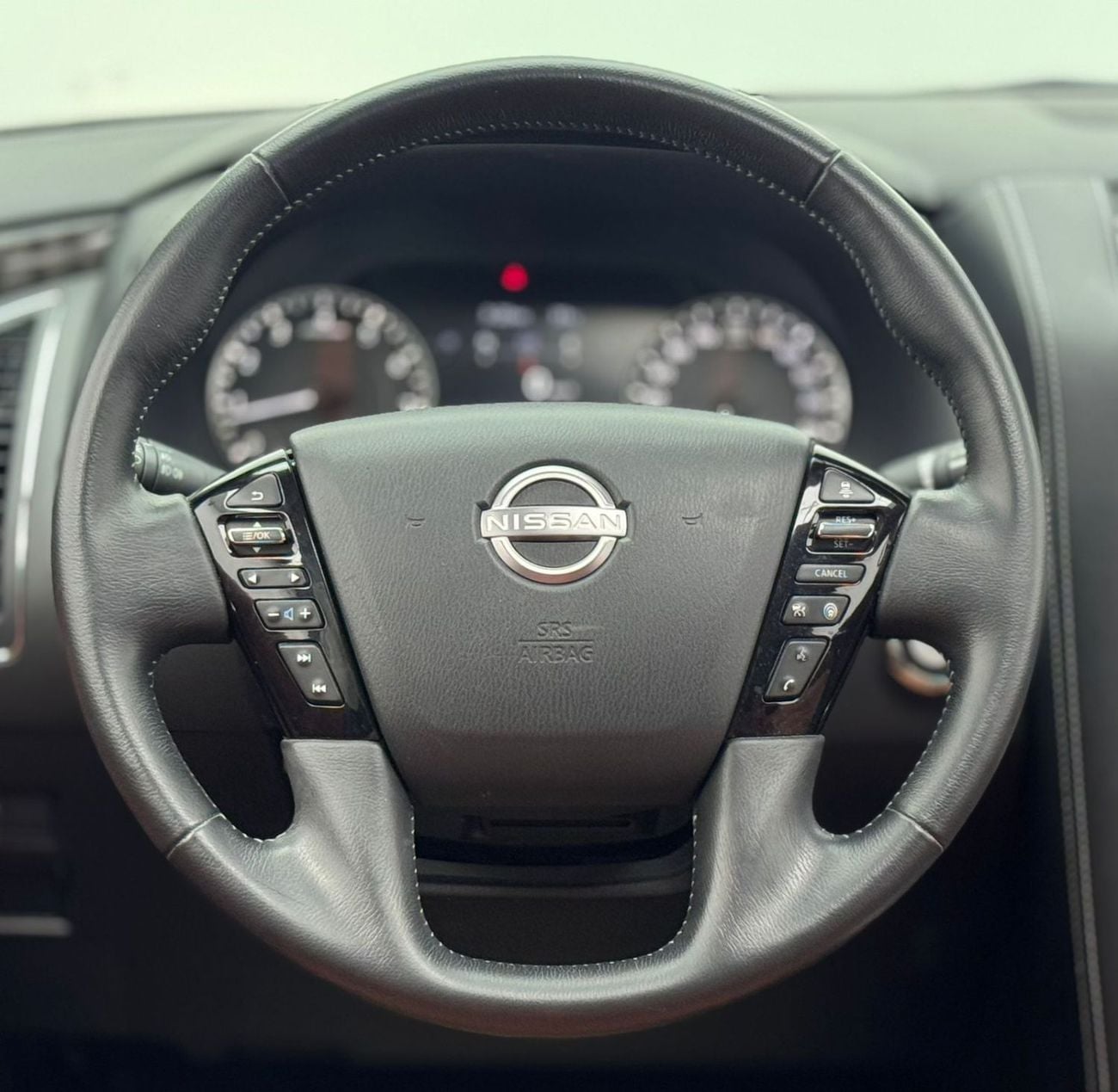 نيسان باترول LE Titanium 5.6L 2022 Nissan Patrol LE Titanium, 2027 Nissan Warranty, Full Nissan Service History,