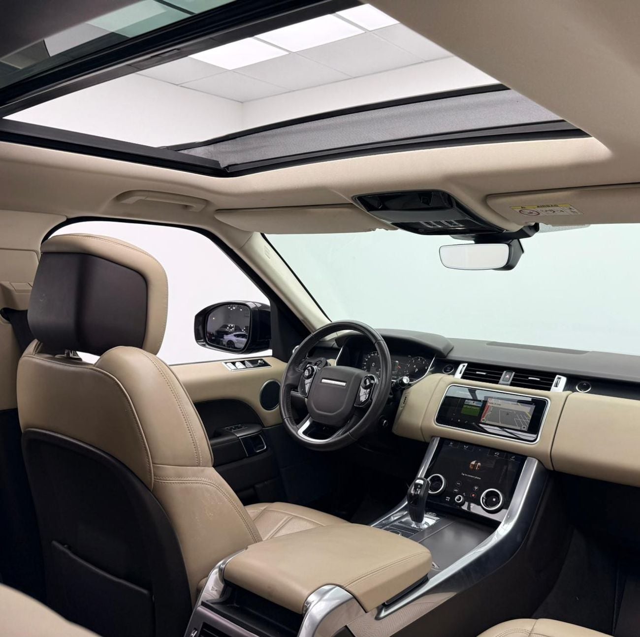 Land Rover Range Rover Sport HSE Dynamic 3.0L 2019 Range Rover Sport HSE Dynamic, Warranty, Service History , GCC