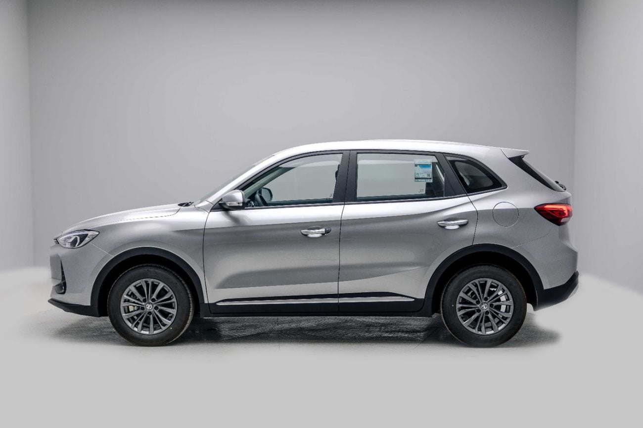 أم جي ZS STD 1.5L - Silver Inside Black | Export Only