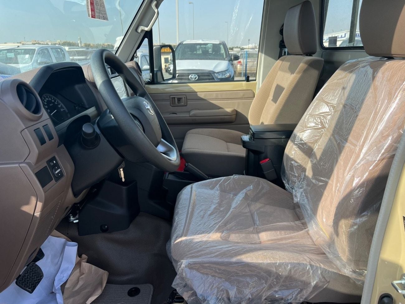 تويوتا لاند كروزر بيك آب Single Cab Std 4.0L TOYOTA LAND CRUISER 2025 4.0L Pick-up