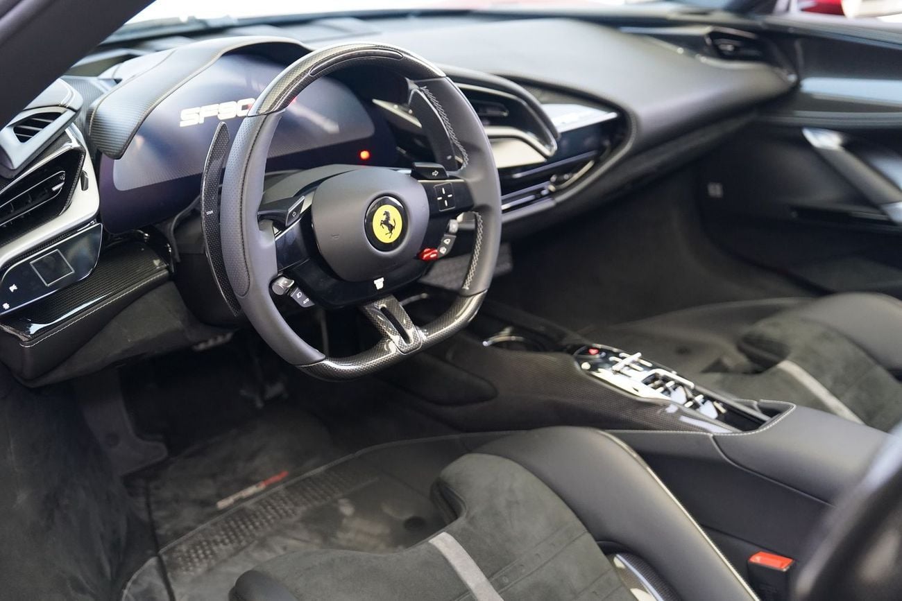 فيراري SF90 سبيدر