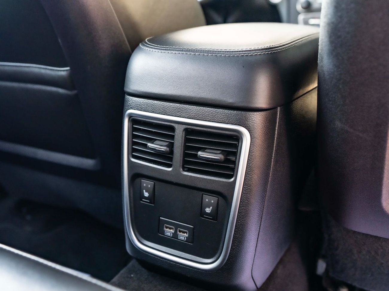 Dodge Charger R/T Mid 5.7L