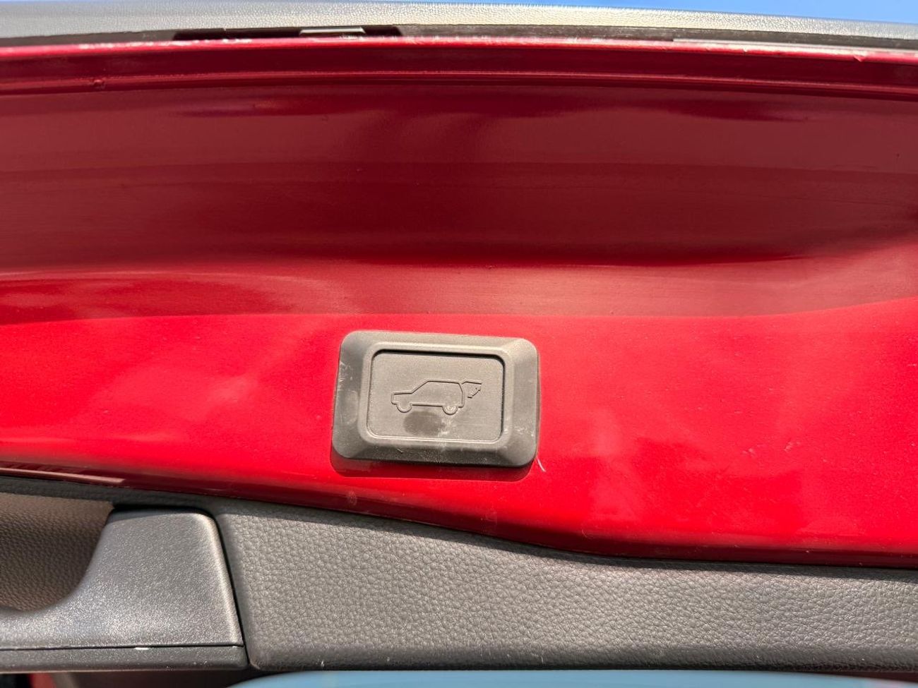 Toyota RAV4 XLE 2.5L Full option