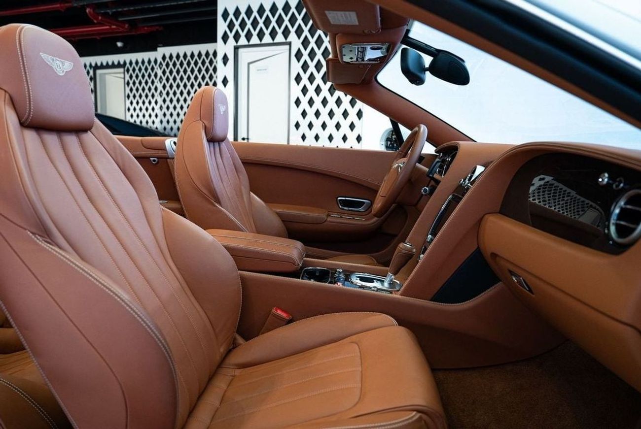 بنتلي كونتيننتال جي تي سي W12