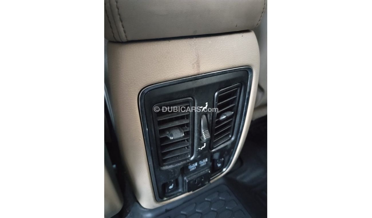 Jeep Grand Cherokee Limited Jeep_Grand Cherokee MODEL 2017 Excellent Conditio  (USA- SPEC)  VERY GOOD CONDITION