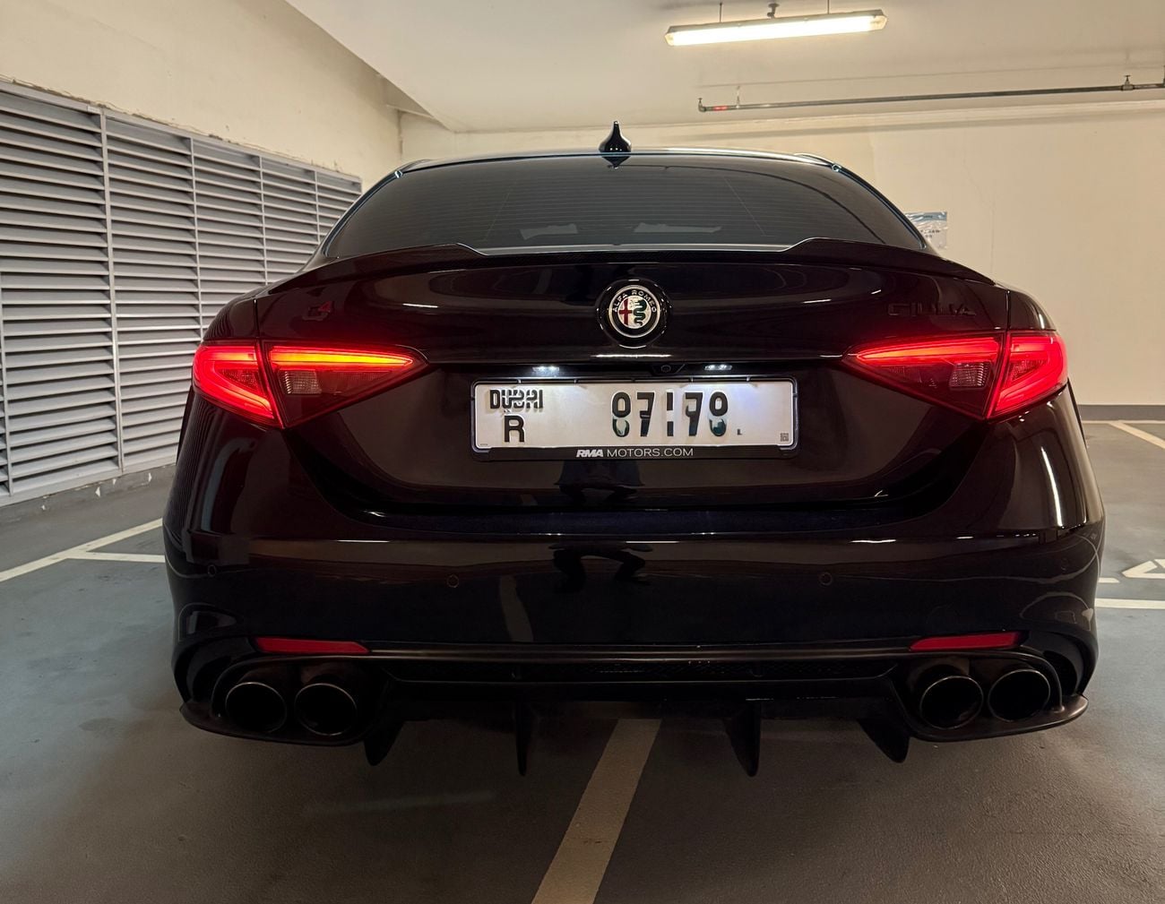 ألفا روميو جوليا Veloce 2.0L AWD