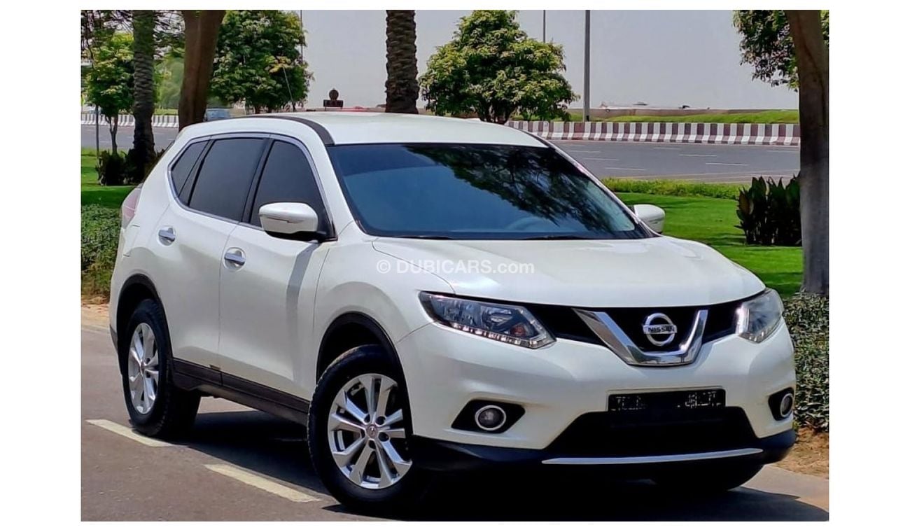 Nissan XTrail SV 2015 2.5L GCC (920x48/-MONTHLY)