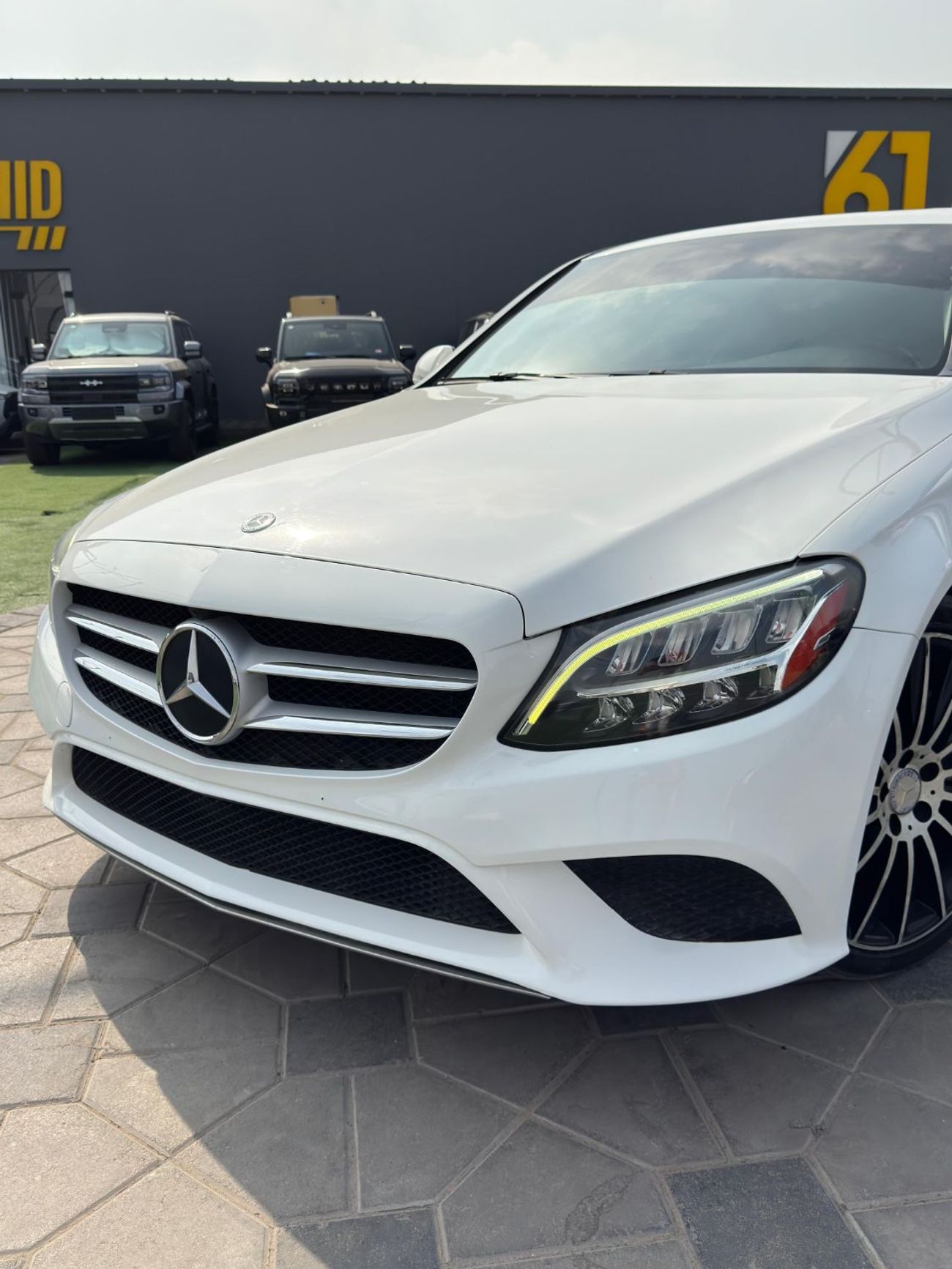 مرسيدس بنز C 300 Sport 2.0L (258 HP)
