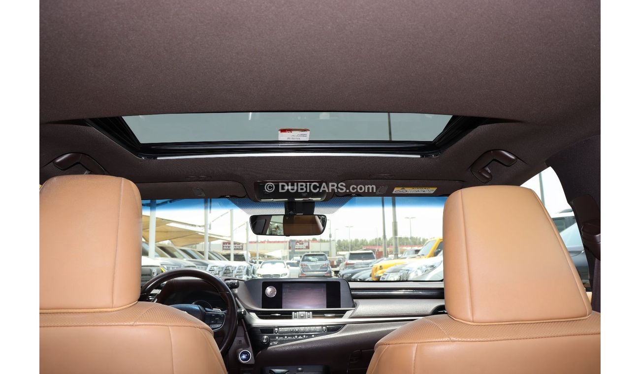 لكزس ES 300 هايبريد كامل المواصفات