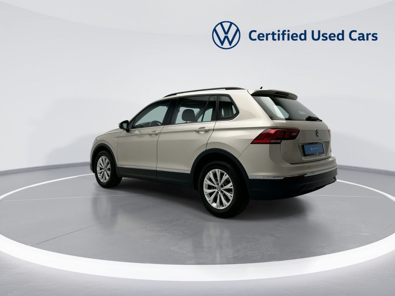 Volkswagen Tiguan LIFE 1.4L | VW Certified | Smart Tech Edition with Camera and Sensors | GCC Specs