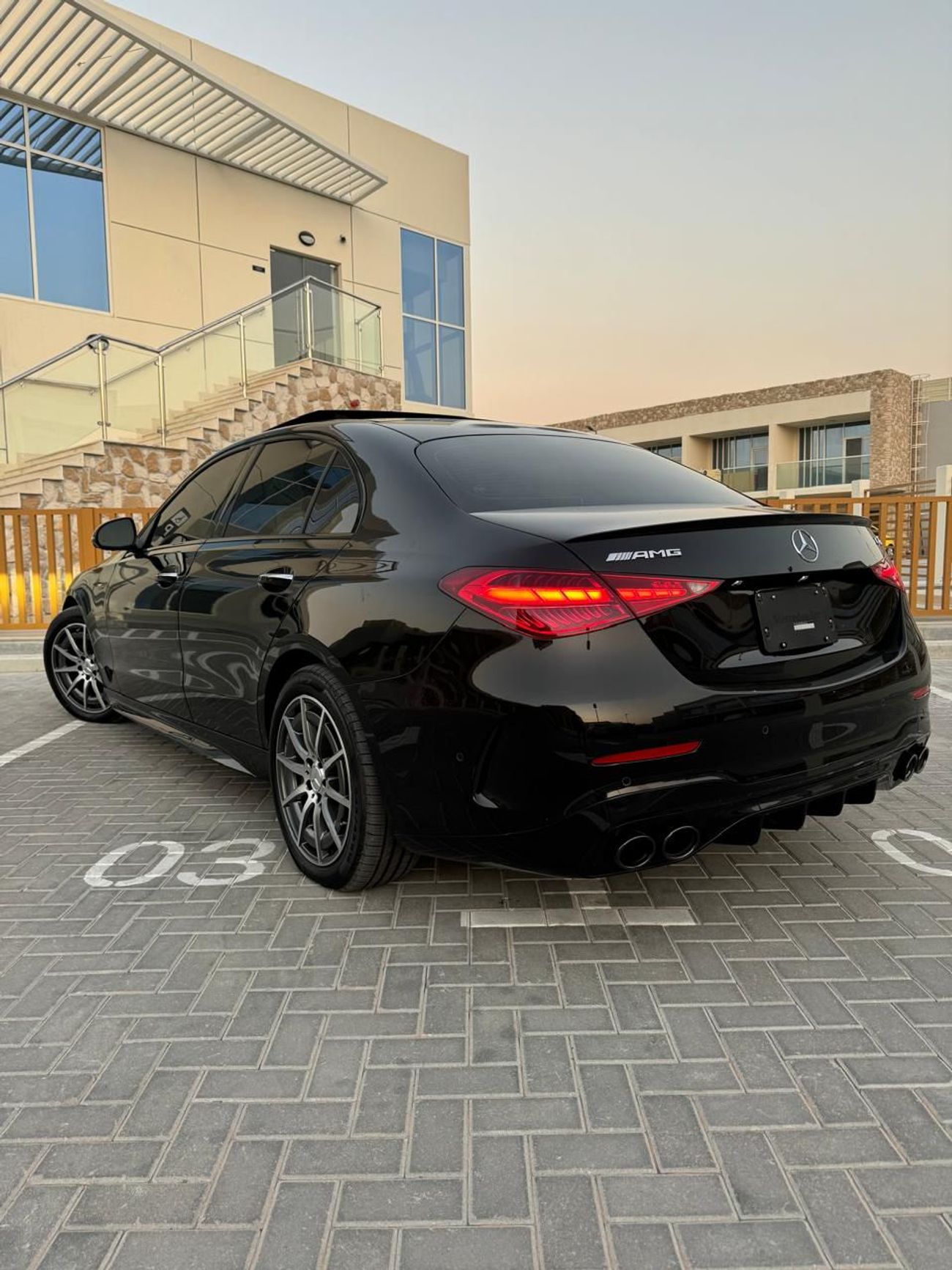 مرسيدس بنز سي 43 ايه ام جي 4MATIC