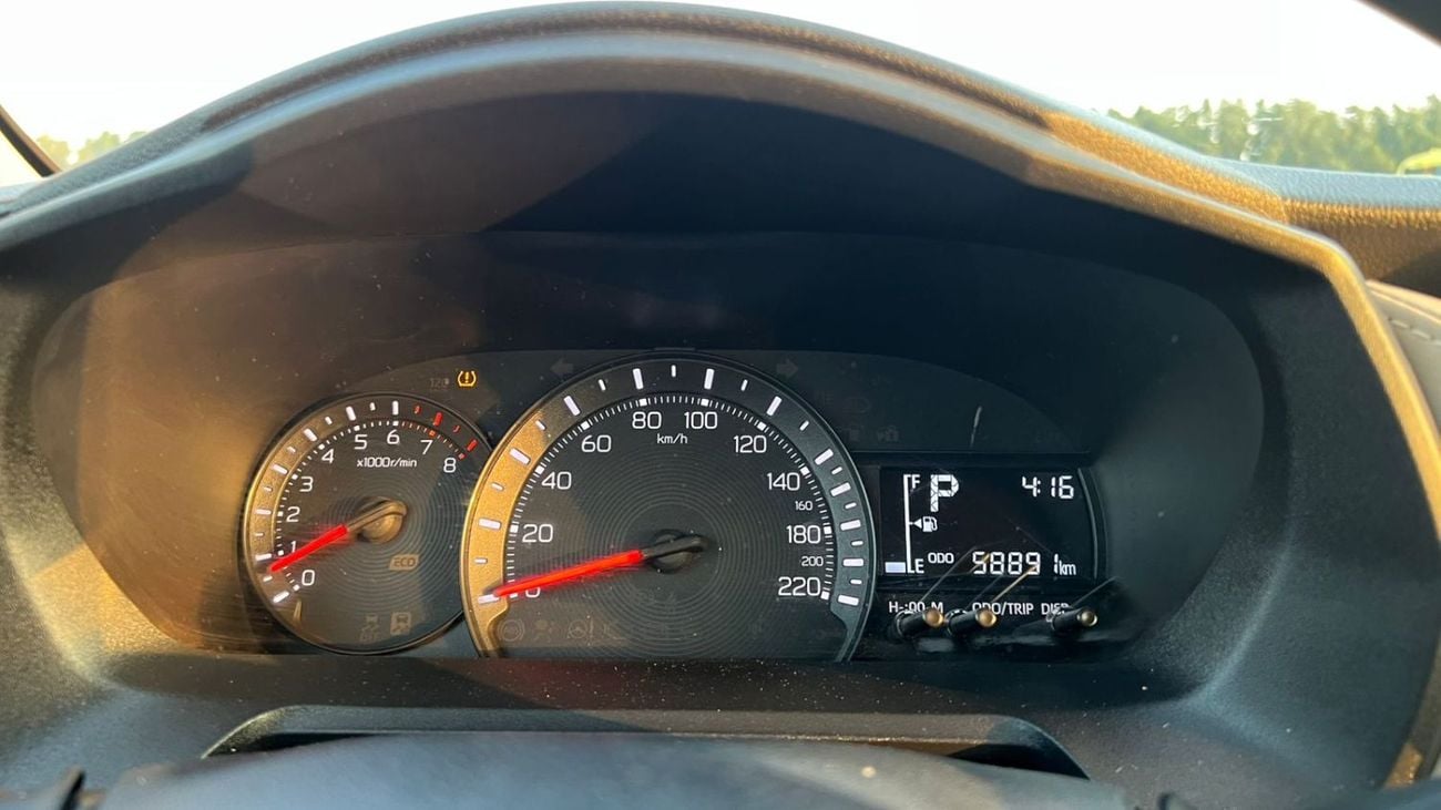 تويوتا يارس 1.5L E