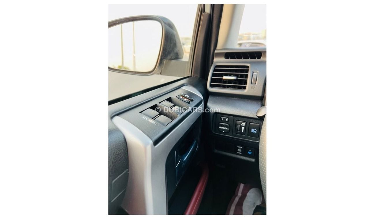 Toyota 4Runner 2022 Toyota 4Runner Full option 7 Seat sunroof