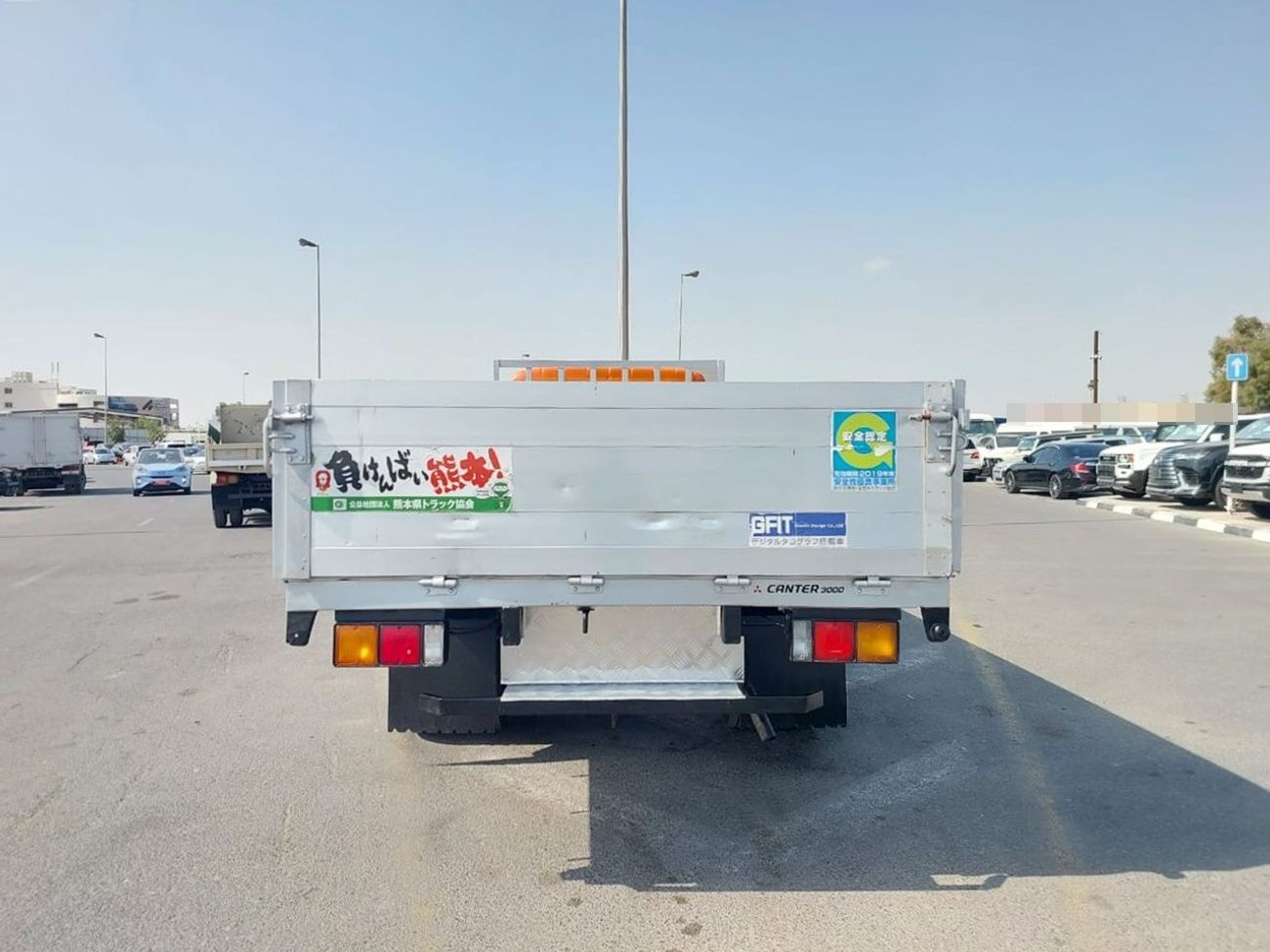 Mitsubishi Fuso Canter MITSUBISHI CANTER ALUMINIUM BODY TRUCK RHD 2003 MODEL 3.9 L DIESEL MANUAL(PM40295)