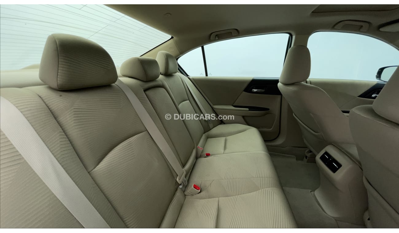 هوندا أكورد LX B 2.4 | بدون دفعة مقدمة | اختبار قيادة مجاني للمنزل