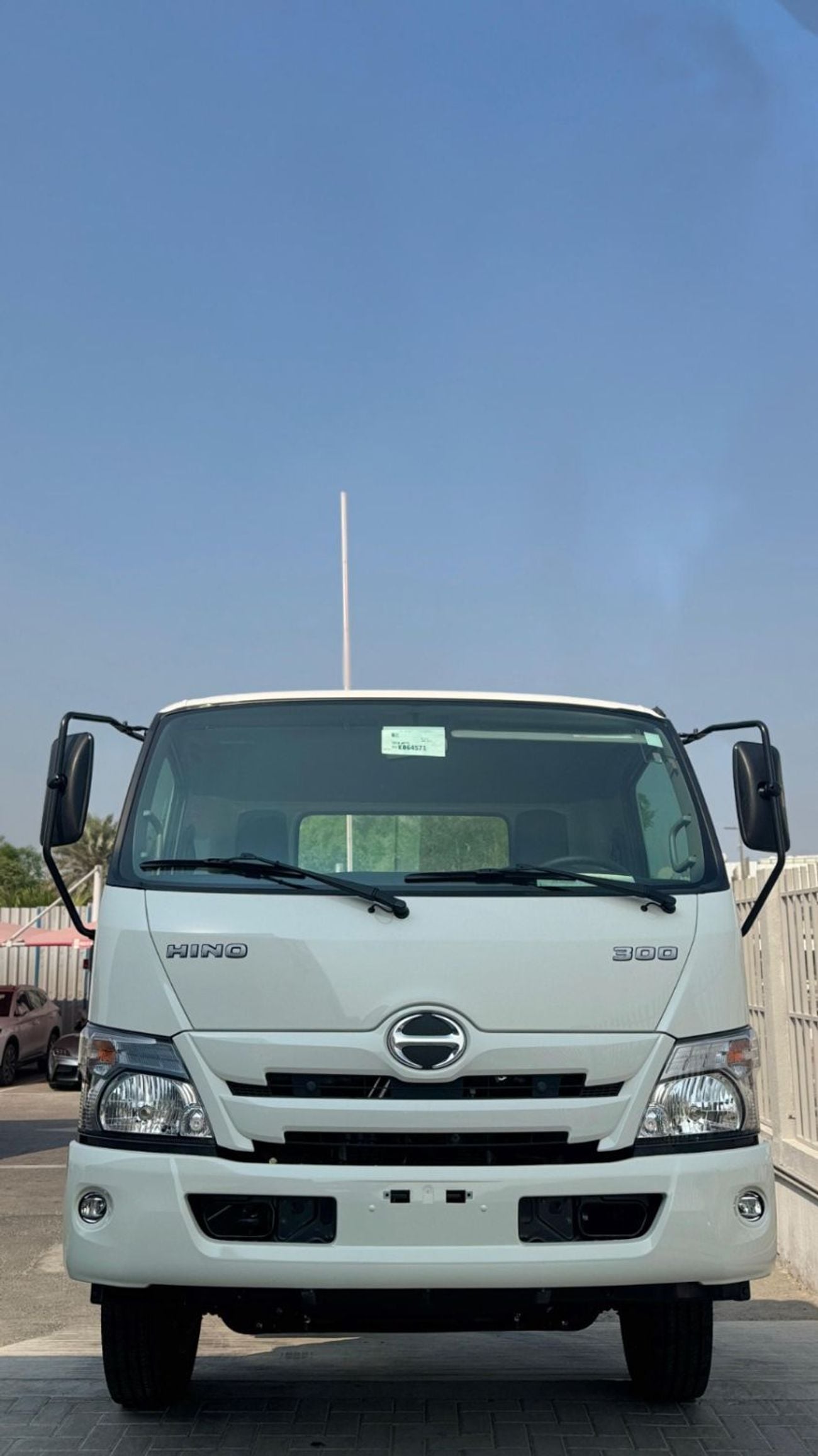 Hino 300  Hino 300 Series 917 SWB Euro 5