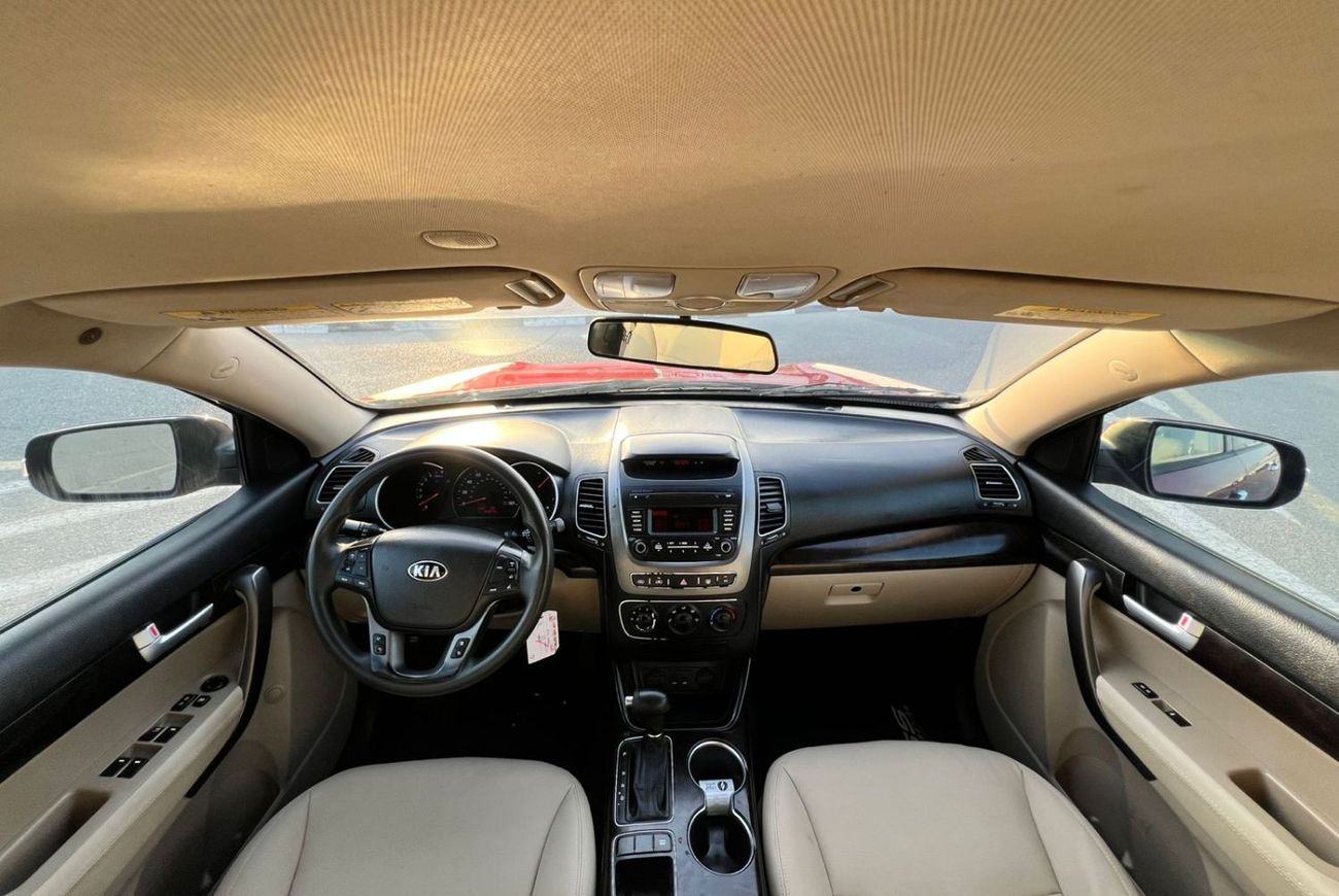 Kia Sorento 2015 Kia Sorento MidOption 2.4L V4 FWD - Leather Seat - Cruise Control